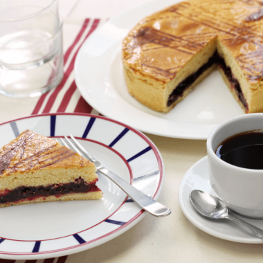 Gateau Basque afternoon tea - by Bonchan / Getty