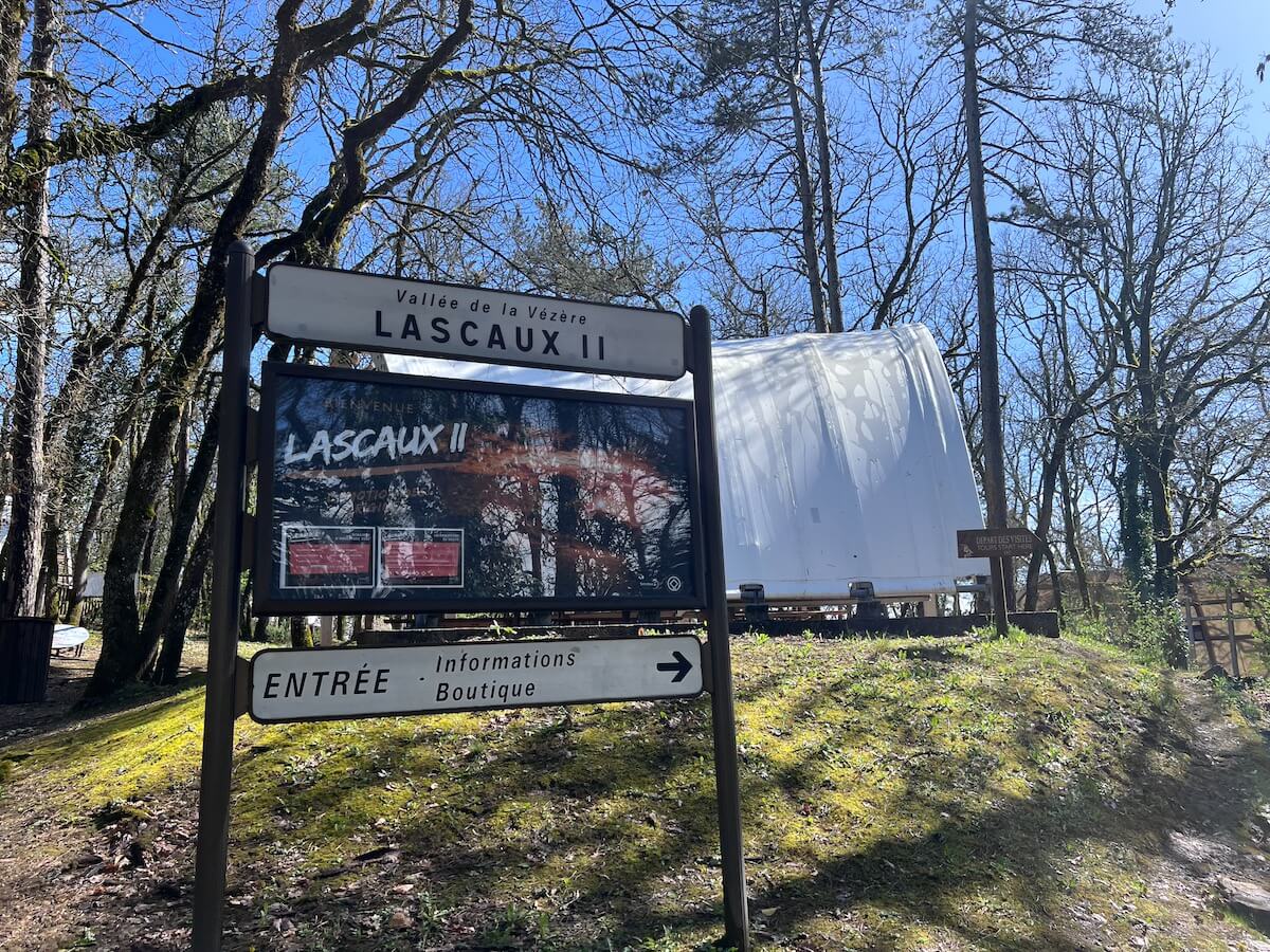 Lascaux II