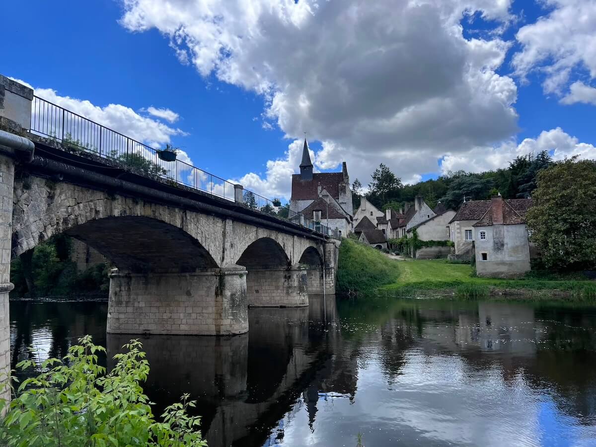 Angles Bridge and Anglin River