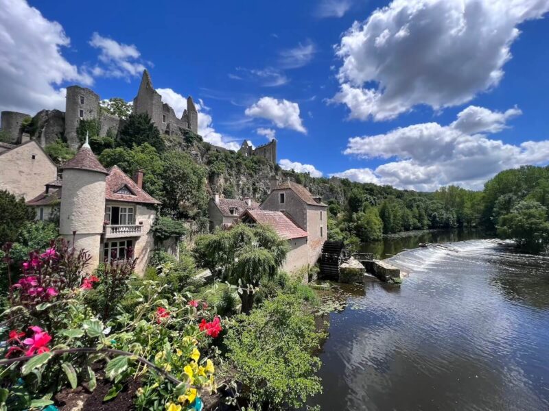 The Delightful Village of Anglin sur l'Anglin in the Vienne - Nouvelle-Aquitain Travel | Voyage