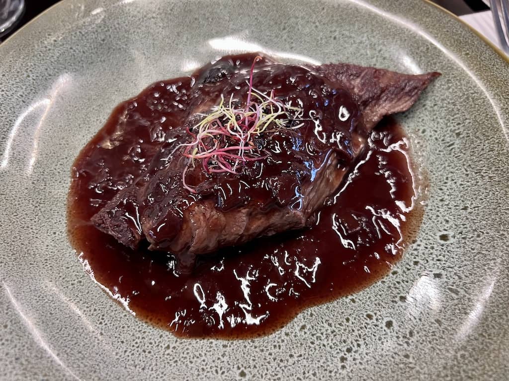 Jéroboam 120 restaurant, Bourg