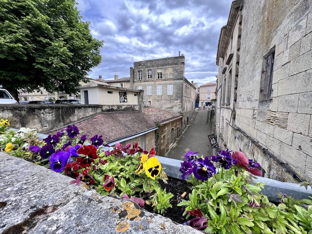 View from Place de l'Arc