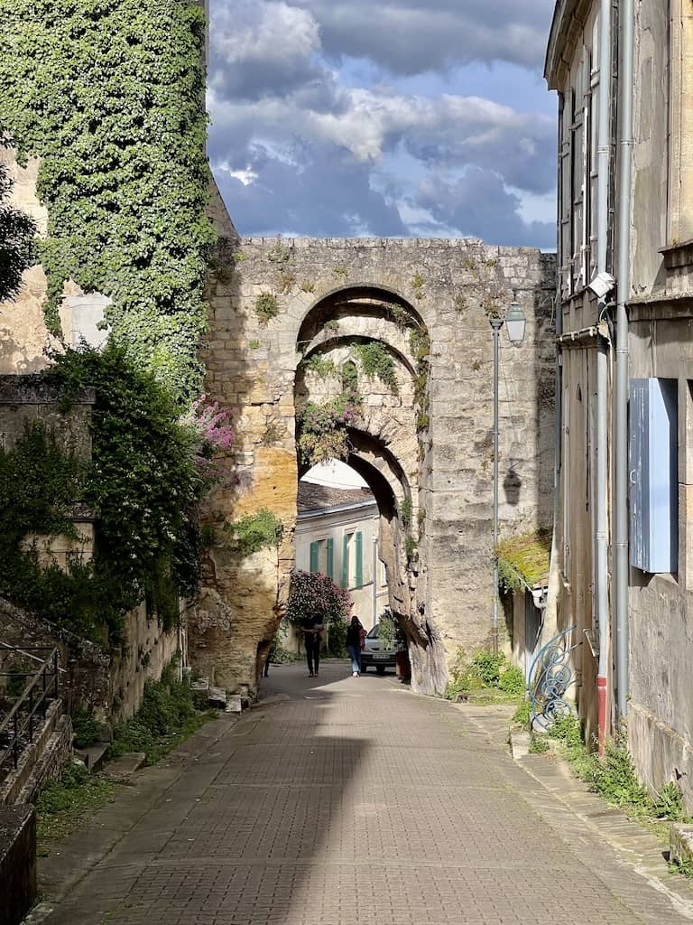 Rue Cahoreau, Bourg